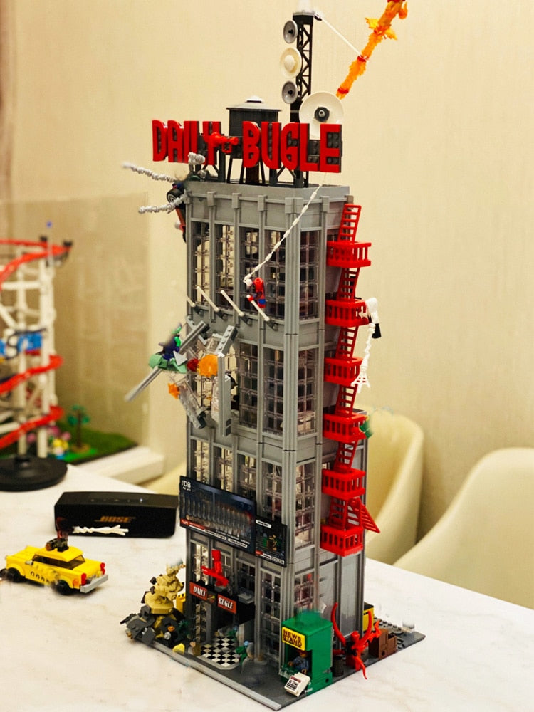 Marvel Spider-Man Daily Bugle Building Kit